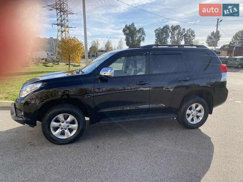 Toyota Land Cruiser Prado 2010