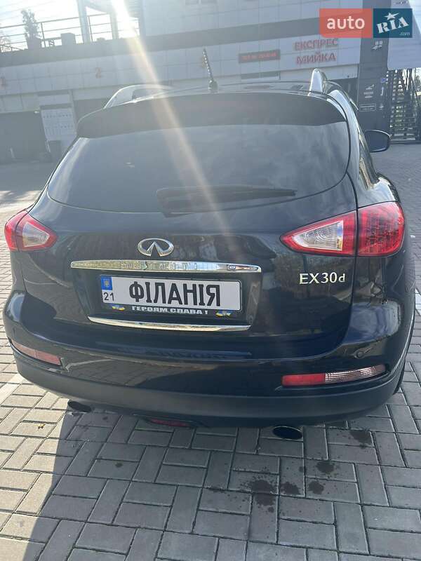 Infiniti EX 30 2011