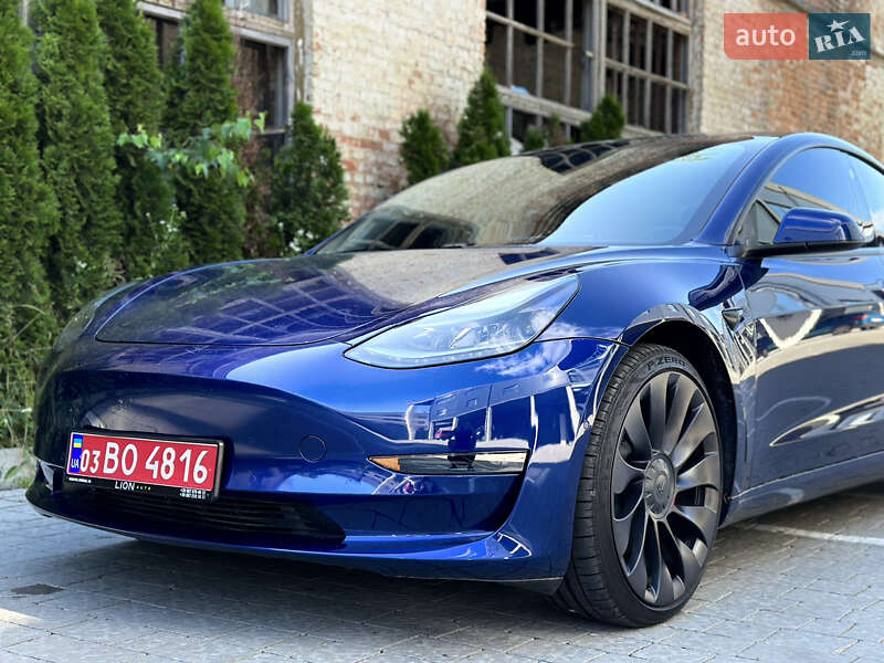 Tesla-41