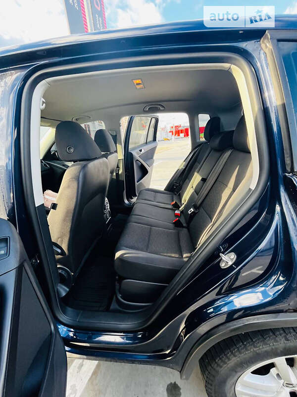 Volkswagen Tiguan 2012