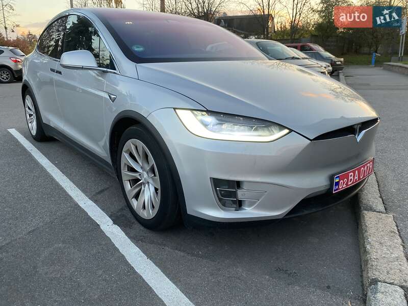 Tesla-4