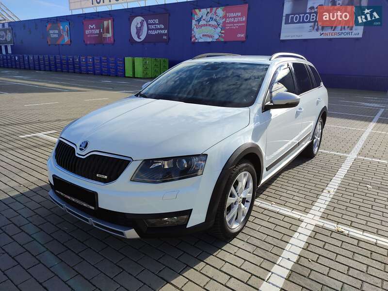 Skoda Octavia Scout 2015