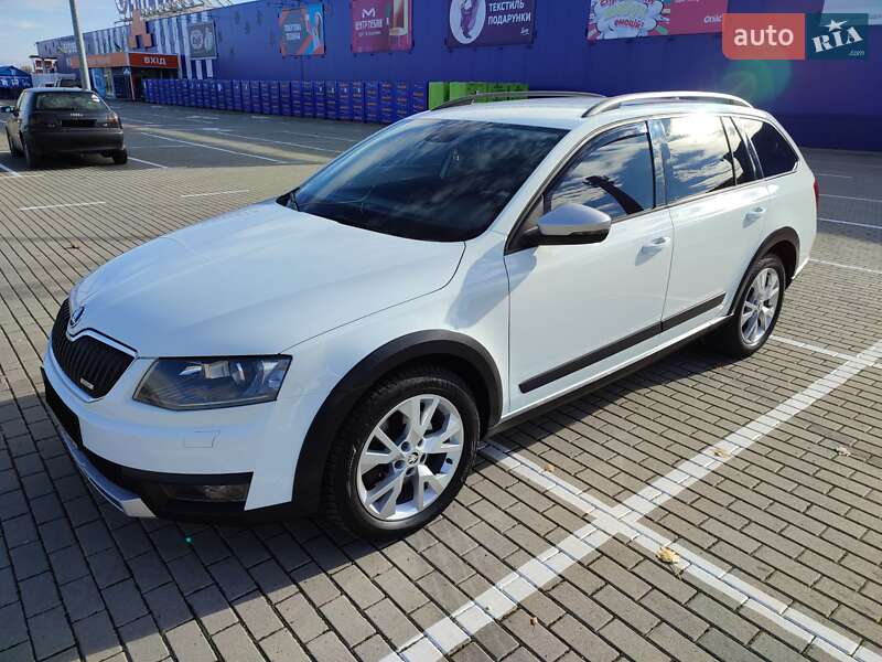 Skoda Octavia Scout 2015