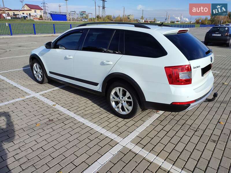 Skoda Octavia Scout 2015