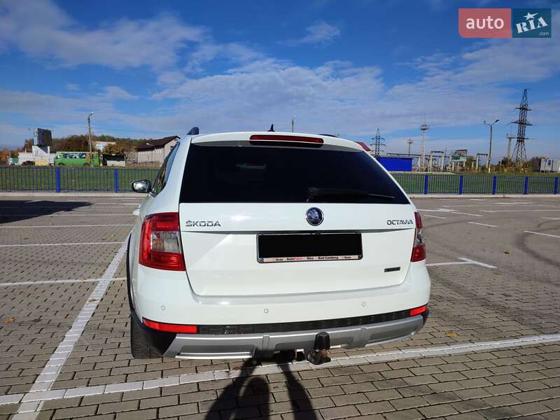 Skoda Octavia Scout 2015