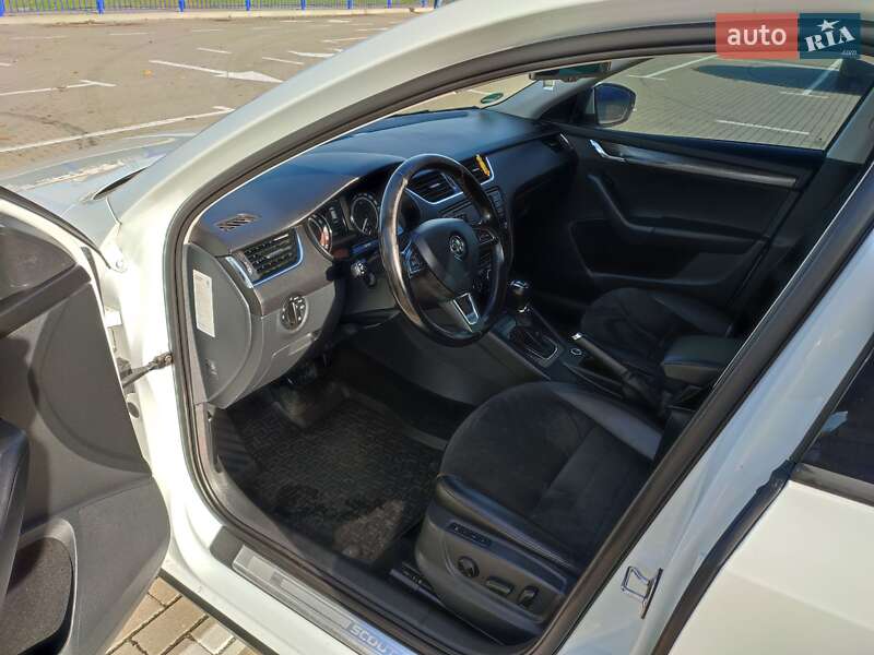 Skoda Octavia Scout 2015