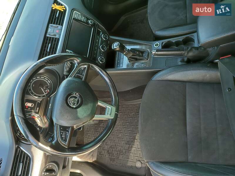 Skoda Octavia Scout 2015