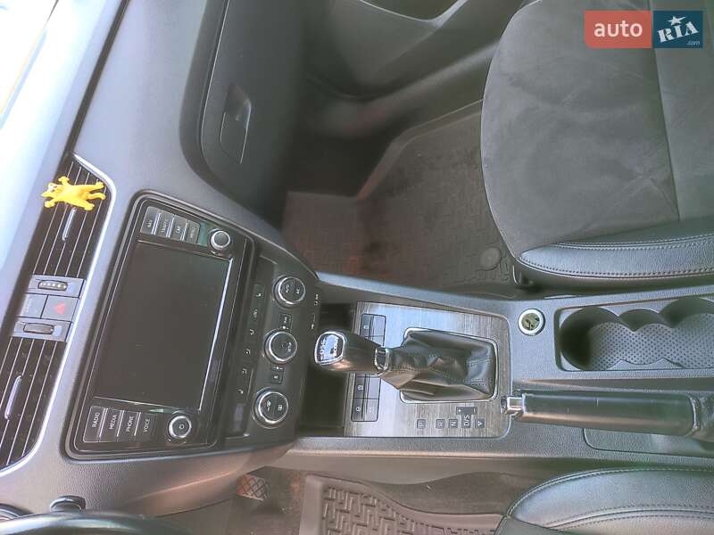 Skoda Octavia Scout 2015