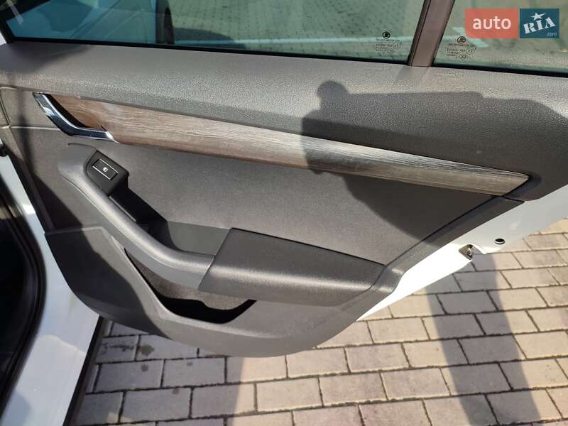 Skoda Octavia Scout 2015