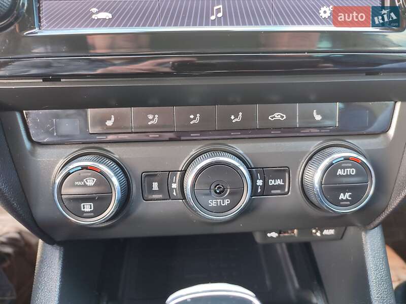 Skoda Octavia Scout 2015