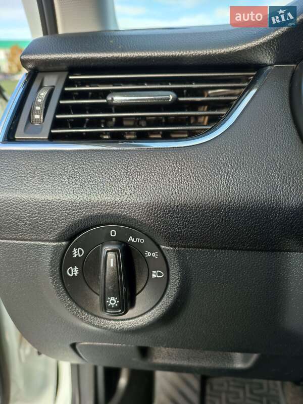 Skoda Octavia Scout 2015