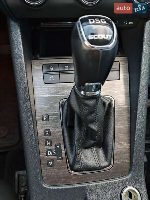 Skoda Octavia Scout 2015