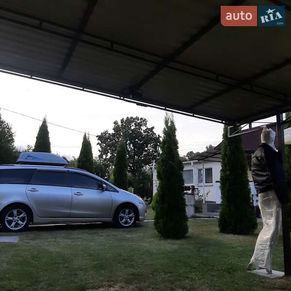 Mitsubishi Grandis 2008