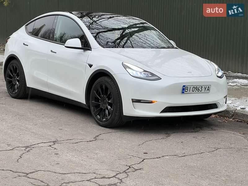 Tesla-3