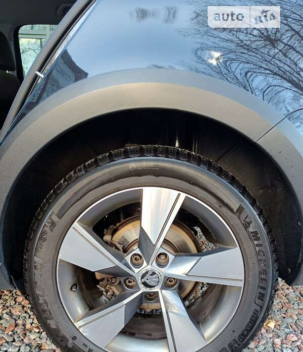 Skoda Octavia Scout 2016