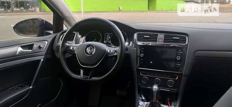 Volkswagen Golf 2018