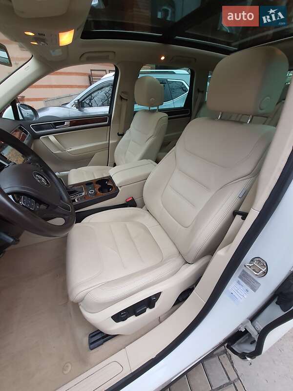 Volkswagen Touareg 2013