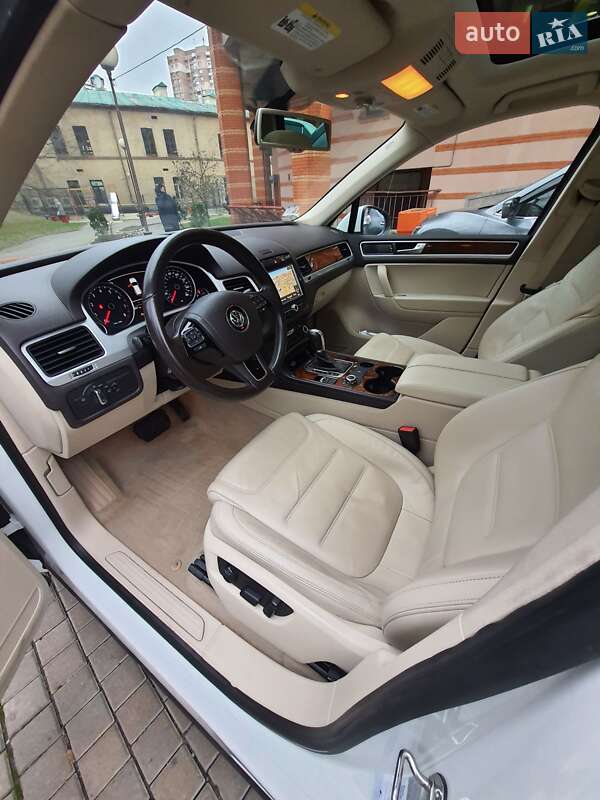 Volkswagen Touareg 2013