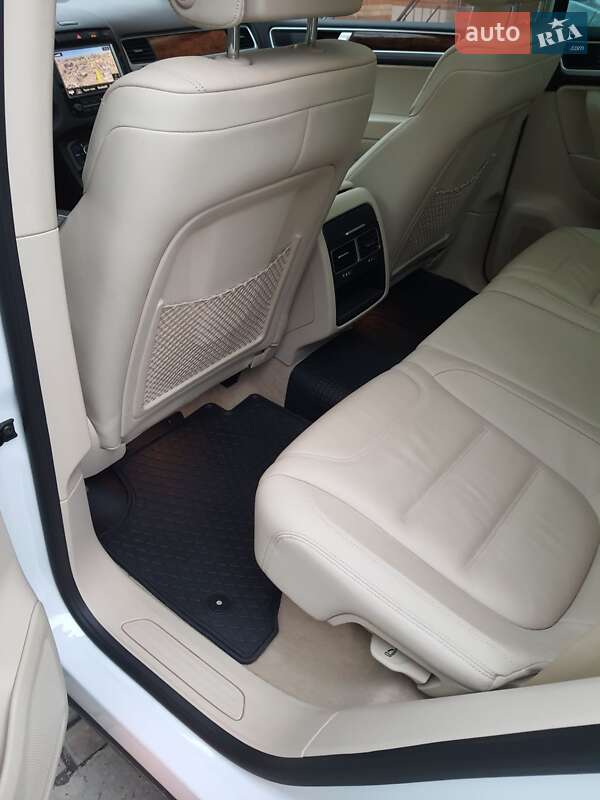 Volkswagen Touareg 2013