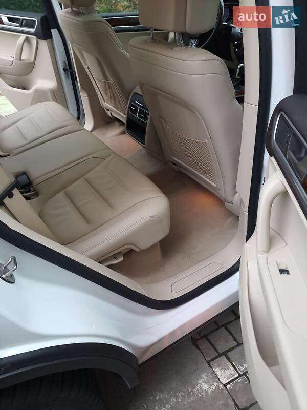 Volkswagen Touareg 2013