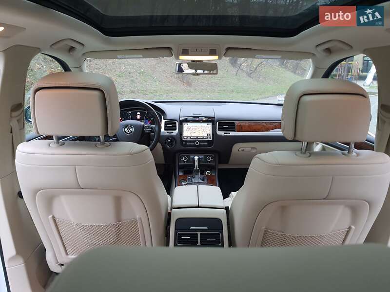 Volkswagen Touareg 2013