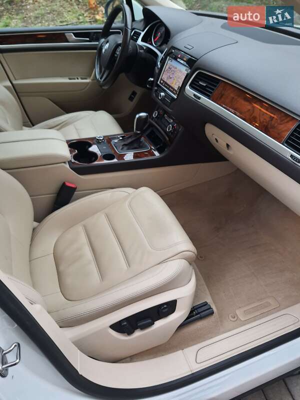 Volkswagen Touareg 2013