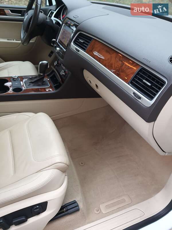 Volkswagen Touareg 2013