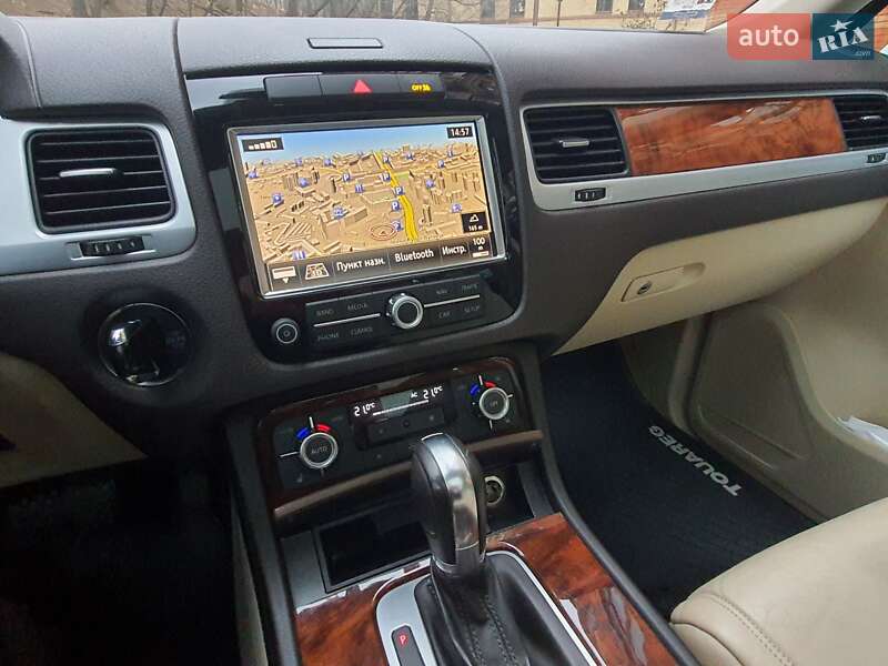 Volkswagen Touareg 2013