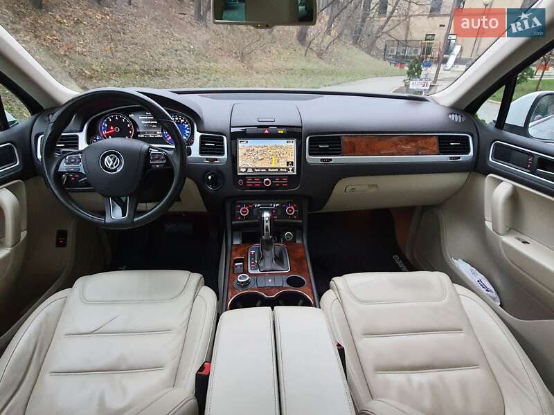 Volkswagen Touareg 2013