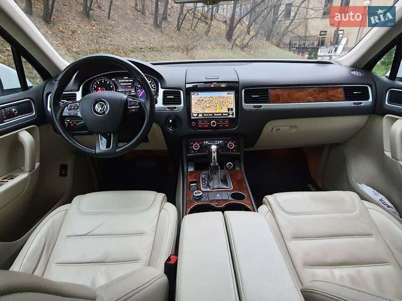 Volkswagen Touareg 2013