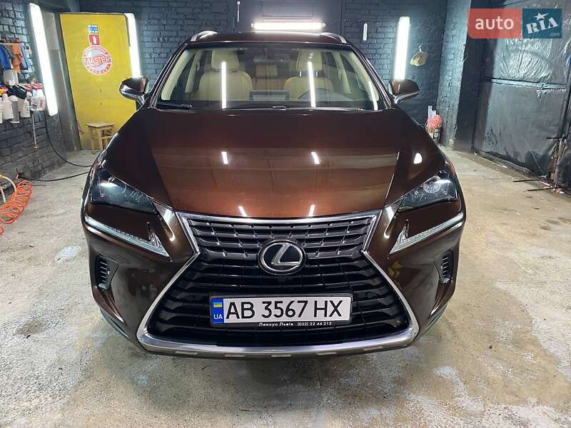 Lexus-14