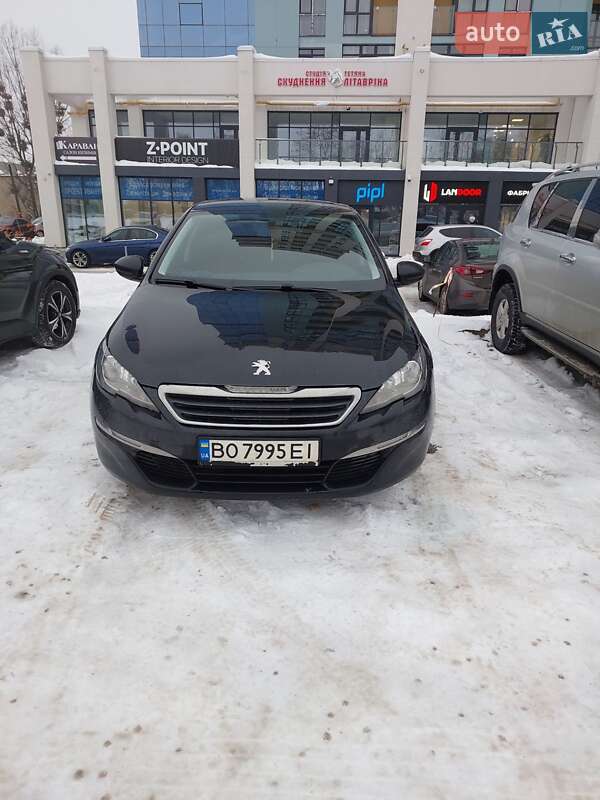 Peugeot-3