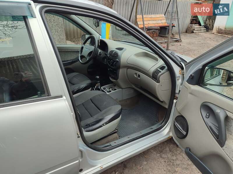 ВАЗ / Lada 1119 Калина 2007