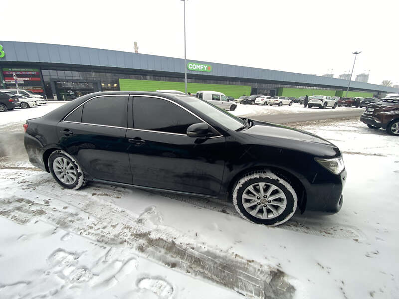 Toyota Camry 2011