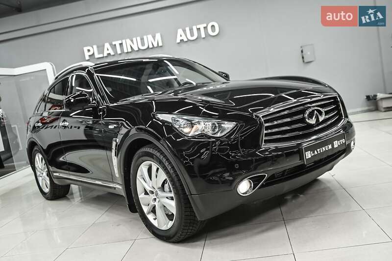 Infiniti QX70 2014