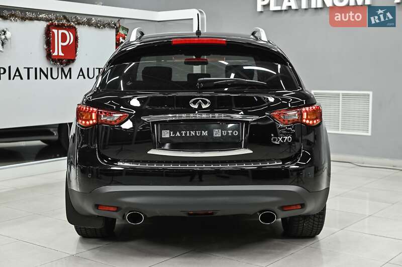 Infiniti QX70 2014