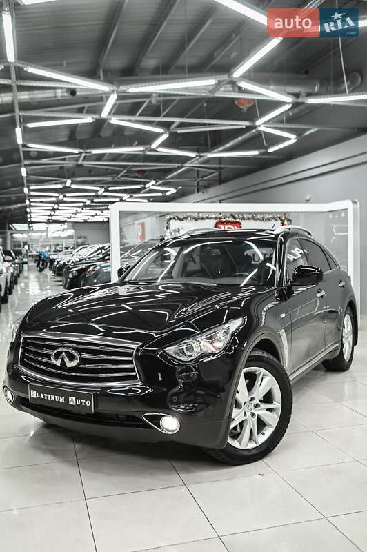 Infiniti QX70 2014