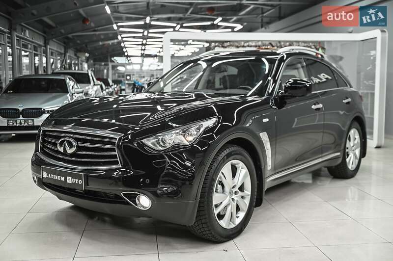 Infiniti QX70 2014