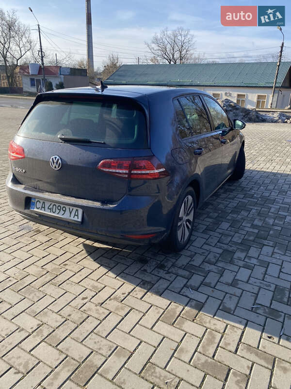Volkswagen e-Golf 2014