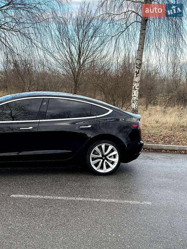 Tesla-9