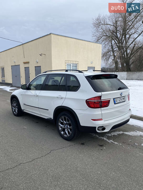 BMW X5 2011