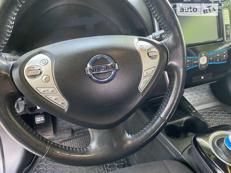 Nissan-17