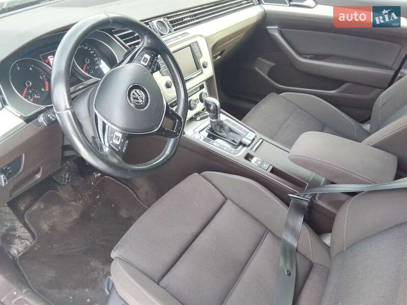 Volkswagen Passat 2016