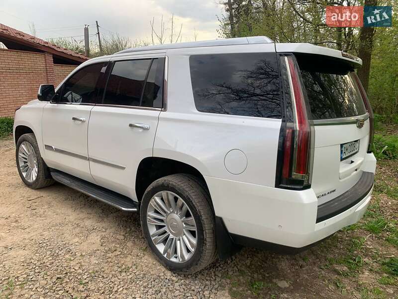 Cadillac Escalade 2019
