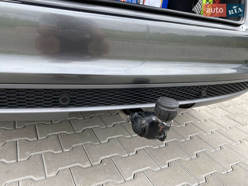 Audi-30