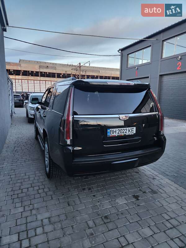 Cadillac-11