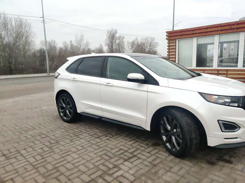 Ford Edge 2018