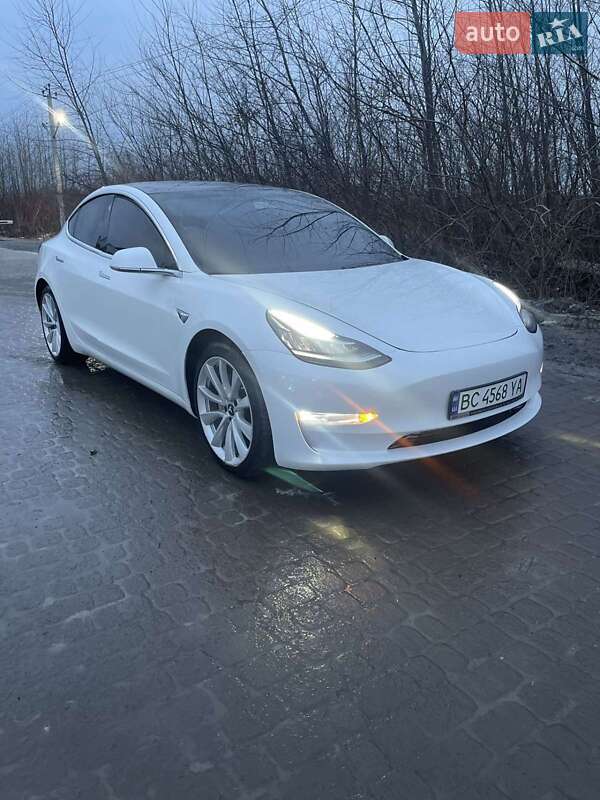 Tesla-3