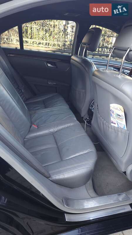 Mercedes-Benz S-Class 2009