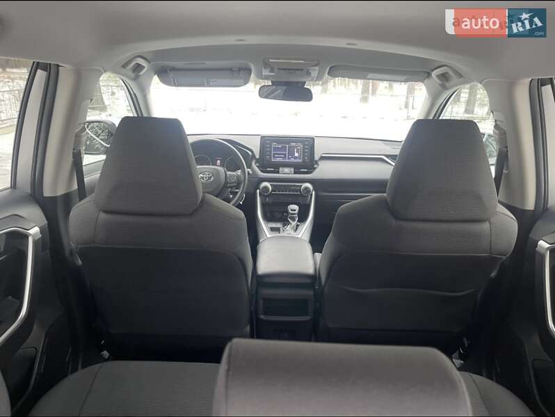 Toyota RAV4 2021